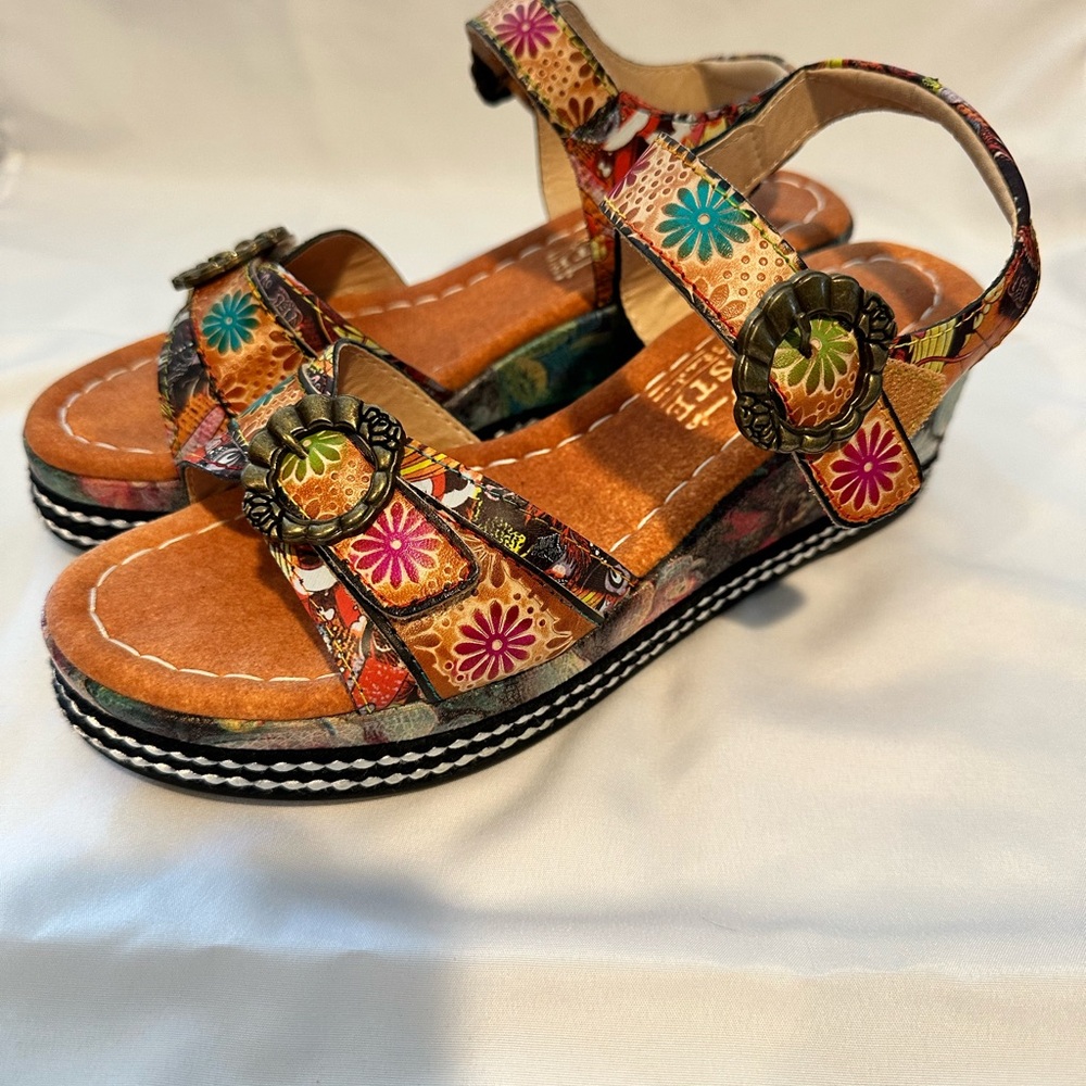 Colorful Floral Wedge Sandals - Picture 2 of 16